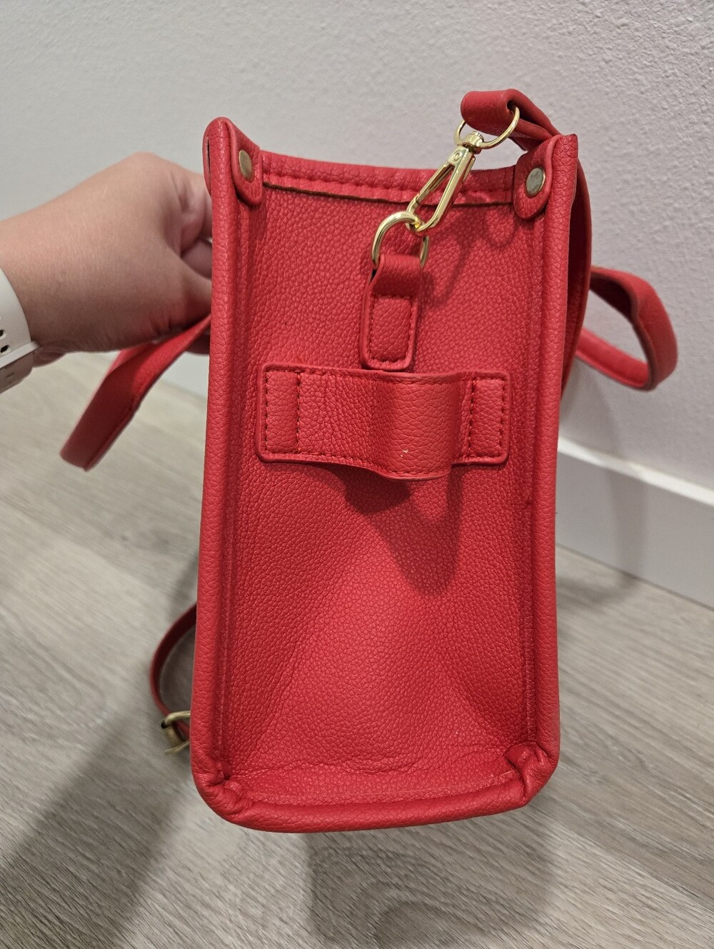 Marc Jacobs Red The Tote Bag - Structured Leather Tote - Picture 7 of 12